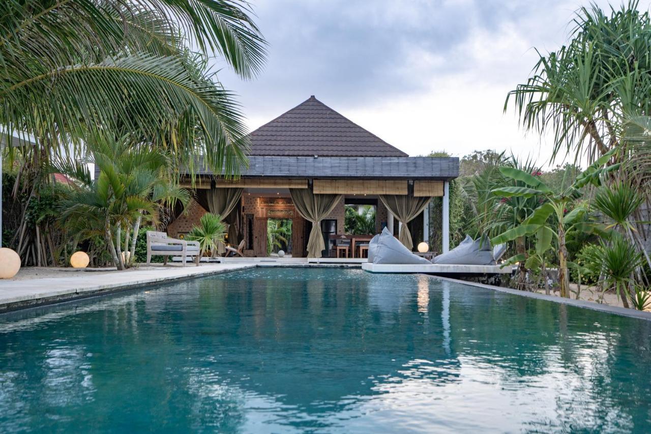 Villa Kingfisher นูซาเลมโบงัน ภายนอก รูปภาพ